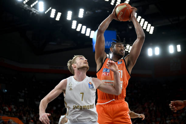 费尔南德斯 费尔南德斯